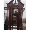 Image 1 : China Cabinet