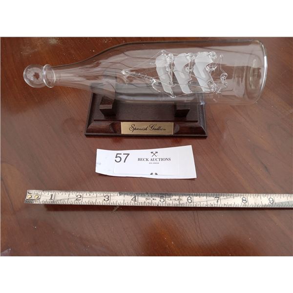 Boat in Glass Bottle (Spanish Edition)