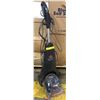 Image 1 : Bissel quick steamer carpet cleaner, working