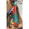 Image 2 : BOX OF HAND TOOLS AND VICE FIBRE GRIPS