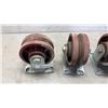 Image 2 : 4 FIXED 6" CASTERS