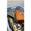 Image 2 : TOTE OF TOOLS, TAP AND DIE SET, SHOP SUPPLIES