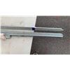 Image 2 : 3 BUNDLES OF THREADED ROD
