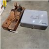Image 1 : MASTER LOCK CASH BOX AND 2 VINTAGE BOX PLANES