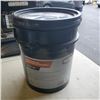 Image 1 : SUPERTECH 18.9L PAIL OF 15W-40 DIESEL OIL
