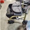 Image 2 : EVOLUTION FOLDING WALKER