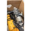 Image 2 : 3 HEAVY DUTY ANGLE GRINDERS