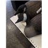 Image 2 : 2 FLOATING CANADA GOOSE SOFT SIDE DECOYS 21" LONG