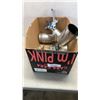 Image 1 : BOX OF PAINT GUNS