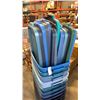 Image 2 : 15 SHALLOW RUBBERMAID TOTES WITH LIDS