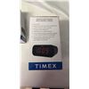 Image 2 : 2 TIMEX DUAL ALARM CLOCKS