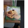 Image 2 : 2 BAMBOO DRAWER ORGANIZERS AND BAMBOO CHEESE SET BOARD