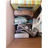 Image 2 : LOT OF PICTURE FRAMES, CANVAS PRINTS