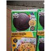 Image 3 : 4 PUPPY FRIEND GIANT PANCAKE PANS