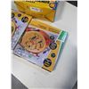 Image 2 : ANIMAL FRIENDS WAFFLE MAKER AND DINO AND ANIMAL FRIENDS PANCAKE PANS