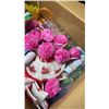 Image 8 : 2 BOXES OF EASTER SUPPLIES