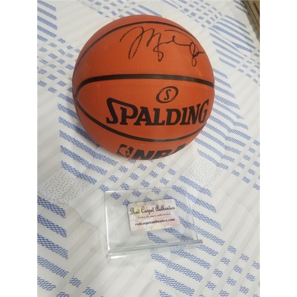 AUTOGRAPHED MICHAEL JORDAN HAND SIGNED BASKETBALL WITH COA - VALUED AT $3000+