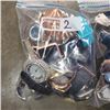 Image 2 : 2 BAGS OF WATCHES