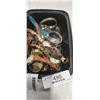 Image 1 : TRAY OF WATCHES