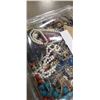 Image 2 : CLAMSHELL OF ASSORTED JEWELRY