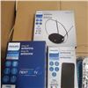 Image 2 : PHILIPS WING HD ANTENNA, HD CLASSIC ANTENNA, CONTOR HD ANTENNA AND 10 VARIOUS UNIVESAL PHILIPS REMOT