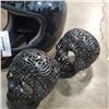 Image 2 : 2 SKULL DECORATIONS AND MOTORCYCLE HELMET
