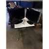 Image 1 : SAMSUNG 26" TV AND VIEWSONIC MONITOR BOTH WORKING