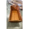 Image 2 : VINTAGE WOOD ROCKING BASSINET