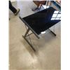 Image 2 : GLASSTOP DESK