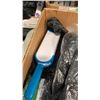 Image 2 : BOX OF LINT REMOVERS - 15 PCS