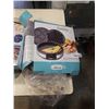 Image 2 : CREPE MAKER AND MULTI BAKER