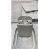 Image 3 : AIRPODS 2ND GEN - TESTED WORKING