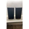 Image 1 : PAIR OF JBL 800 LARGE BOOKSHELF SPEAKERS GOOD CONDITION WORKING