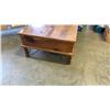 Image 3 : RUSTIC COFFEE TABLE 53 X 32 INCHES