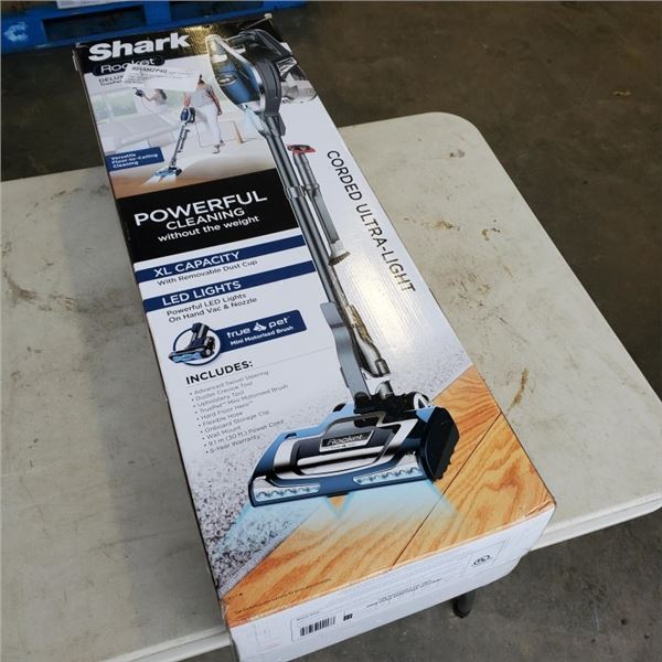 SHARK DELUXE PRO VACUUM - TESTED WORKING - RETAIL $299