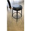 Image 2 : ULINE SHOP STOOL