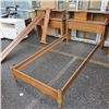 Image 1 : 2 TWIN BEDFRAMES