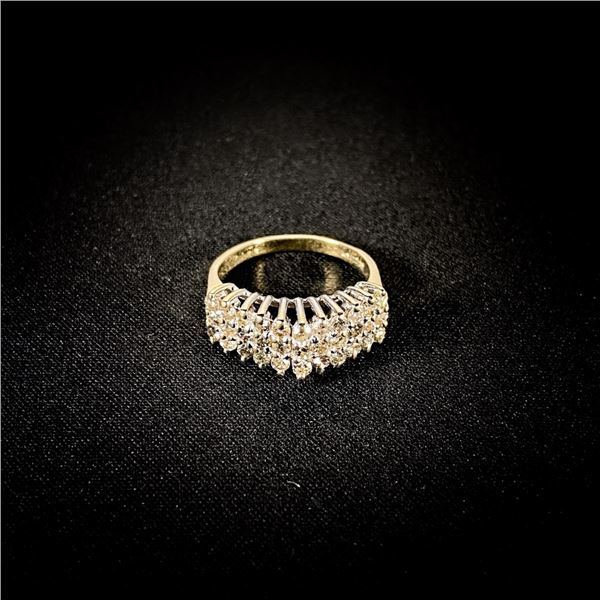 2.6 DWT 14 KT Gold w/ Diamond Ring Sz: 5.5