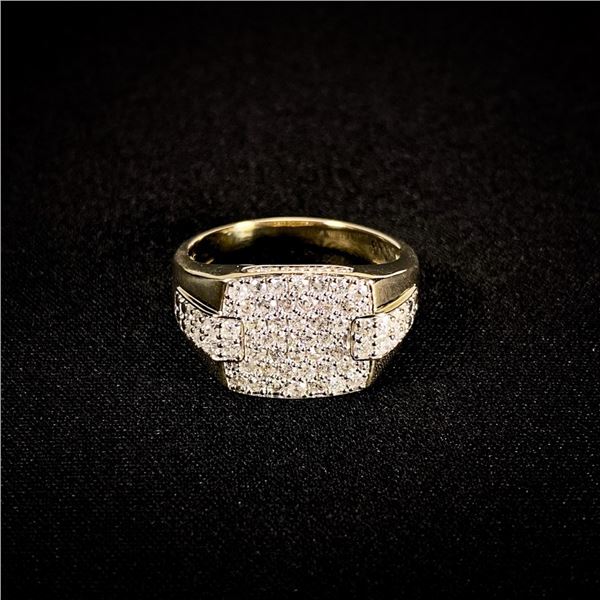 3.7 DWT 10 KT Gold w/ Diamond Ring Sz: 9.5