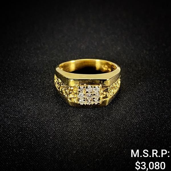 4.9 DWT 14 KT Gold w/ Diamonds Ring Sz: 7.5