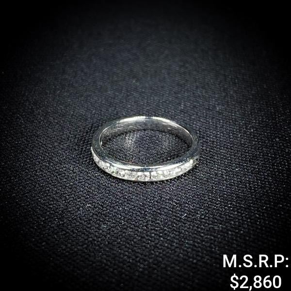 1.6 DWT 14 KT Wht Gold w/ Diamond Ring Sz:5.5