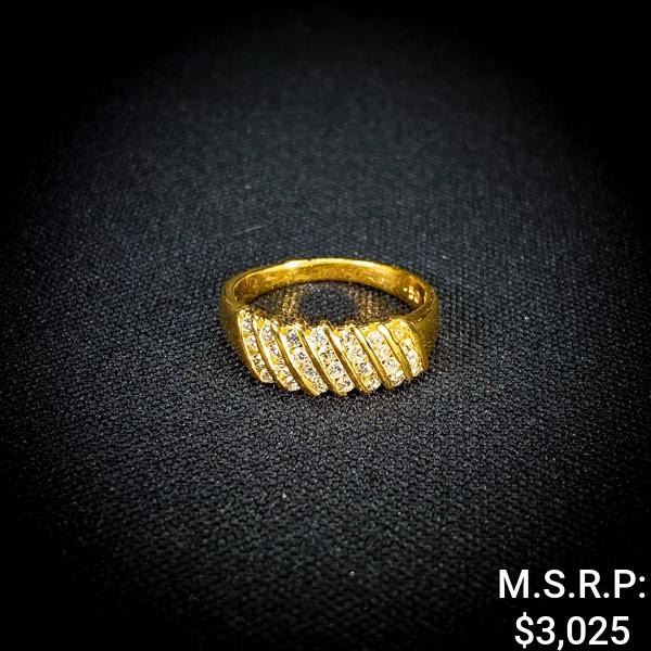 2.6 DWT 14 KT Gold w/ Diamond Ring Sz: 7