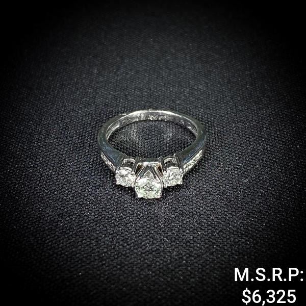 3 DWT 14 KT Wht Gold w/ Diamond Ring Sz:7.5