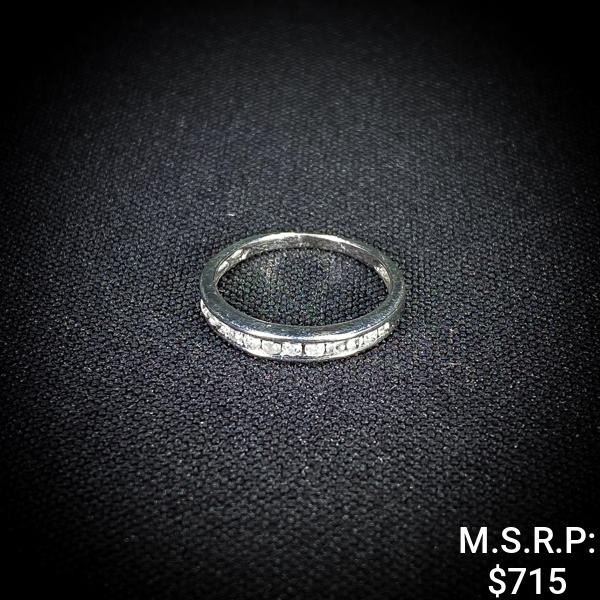 1 DWT 10 KT Wht Gold w/ Diamond Ring Sz:5.5