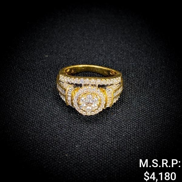 4.1 DWT 10 KT Gold Diamond Ring Sz: 6.5