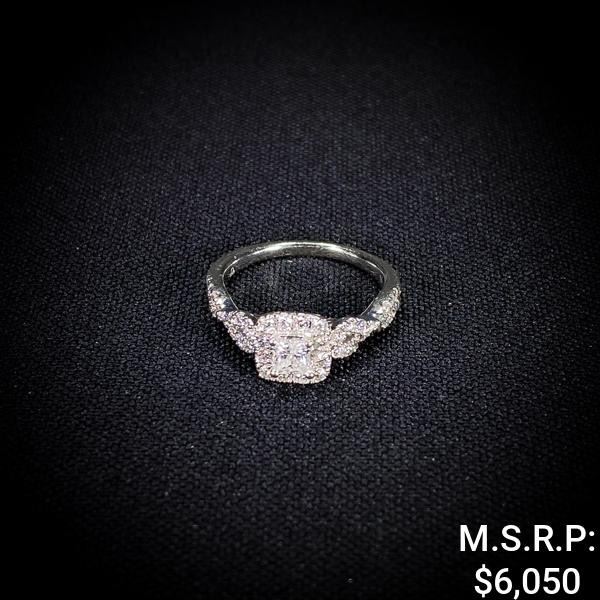 2.4 DWT 14 KT Wht Gold Diamond Ring Sz: 7