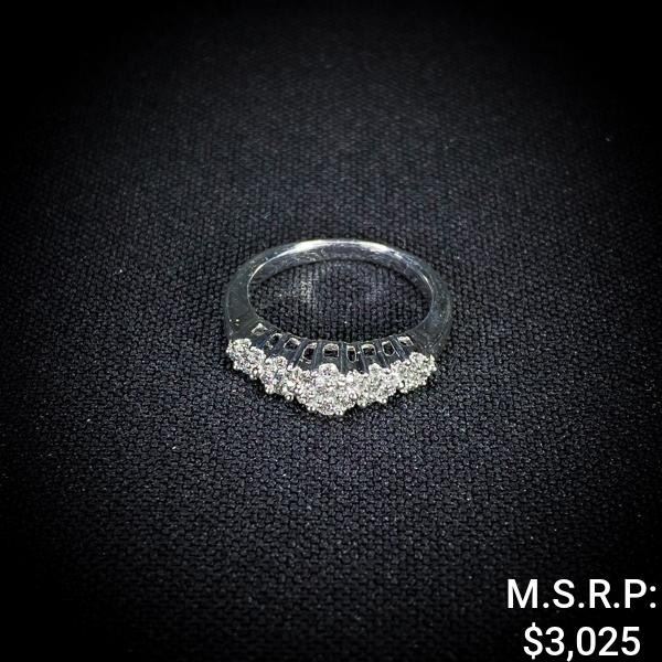 2.6 DWT 10 KT Wht Gold Diamond Ring Sz: 6