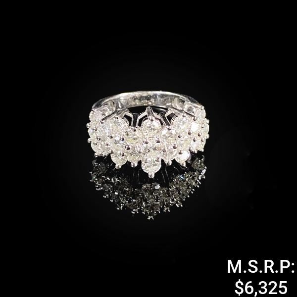 4.5 DWT 14 KT Wht Gold Diamond Ring Sz: 7