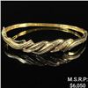 Image 1 : 9 DWT 14 KT Gold Bracelet w/ Diamond Lining