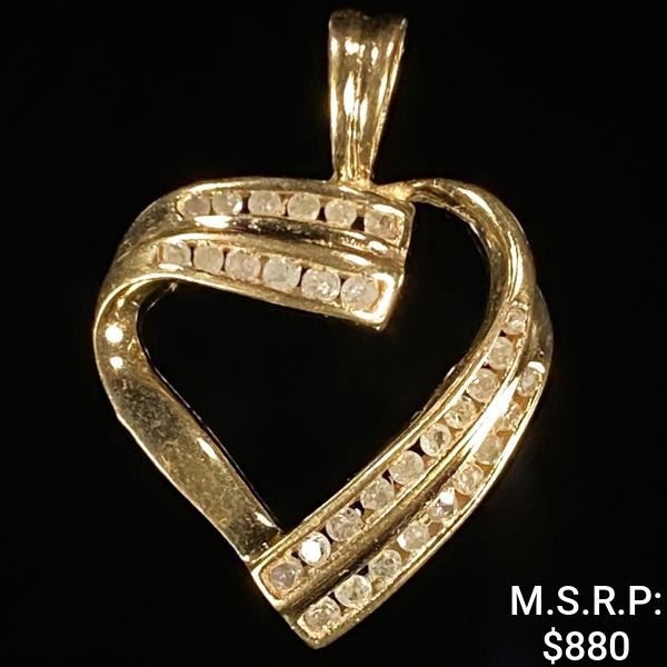 1.9 DWT 10 KT Gold Heart Pendant w/ Diamond